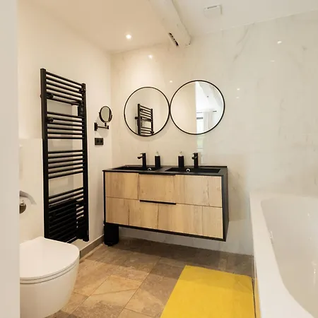 Spacious With Shared Pool * Peyrusse-Grande