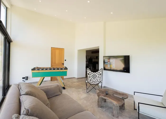 Peace Pool & Charm *