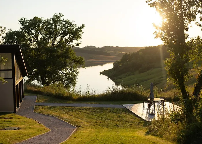 Peace Pool & Charm Peyrusse-Grande