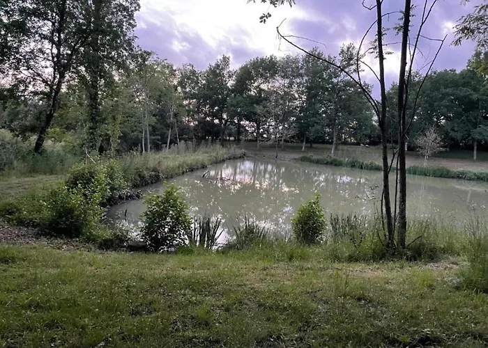 بيت للعطل Peace Pool & Charm Peyrusse-Grande